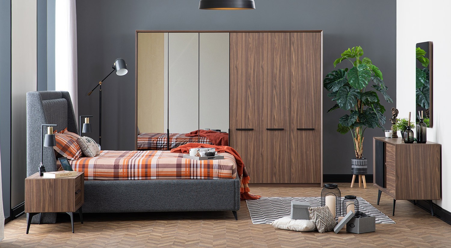 Polo Bedroom