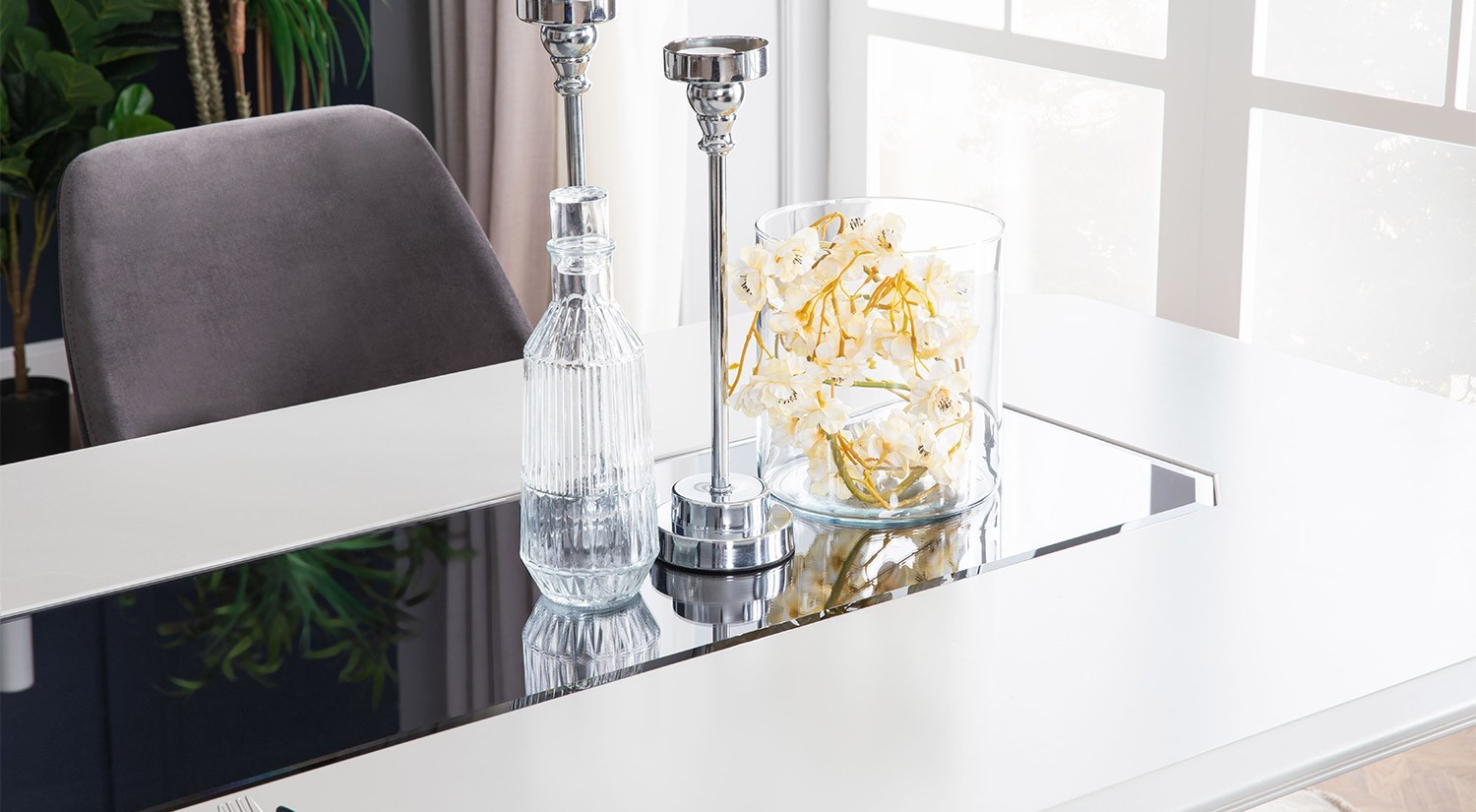 Natura Dining Room