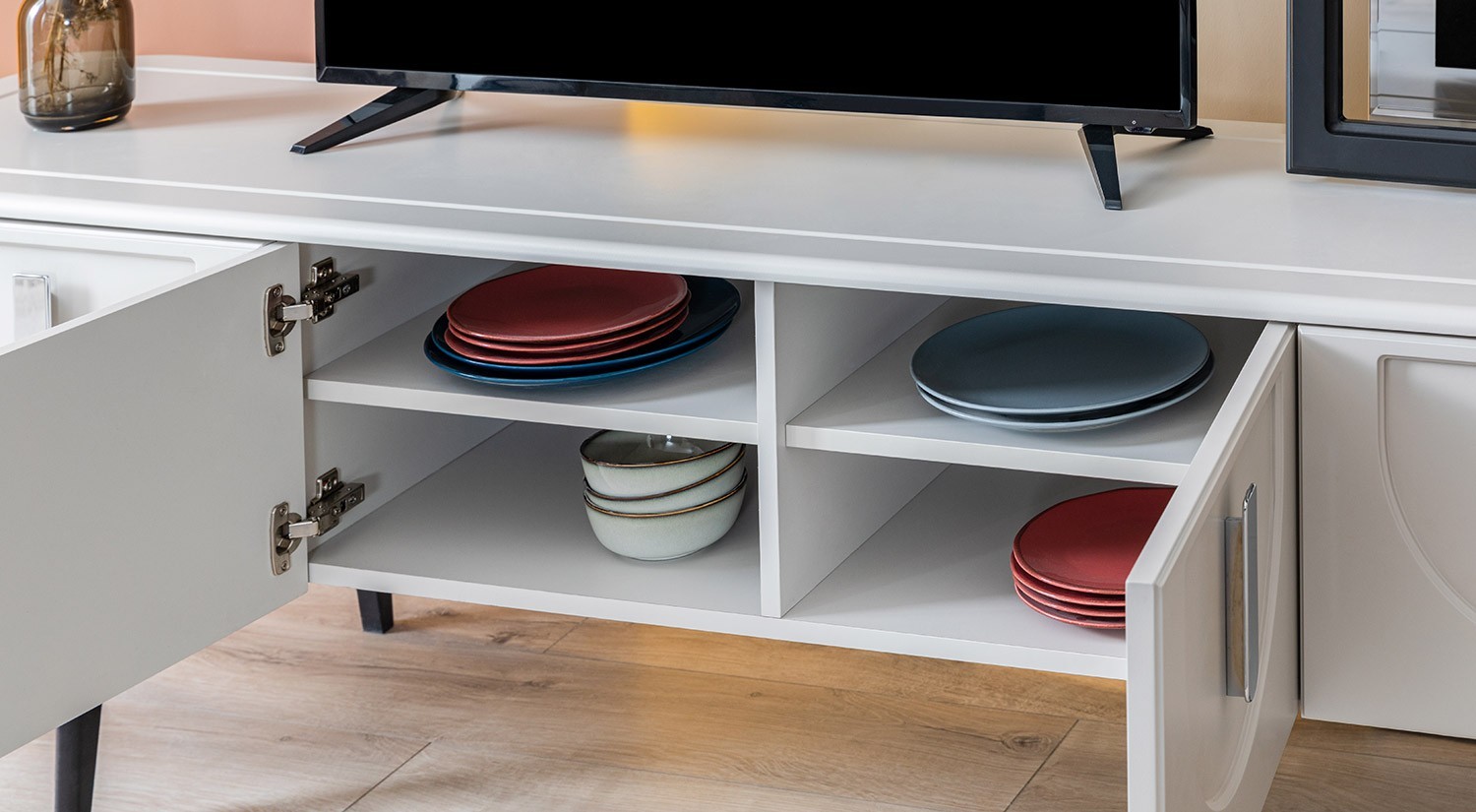 Milas Wall Unit