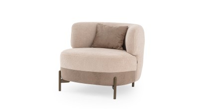 Assos Armchair