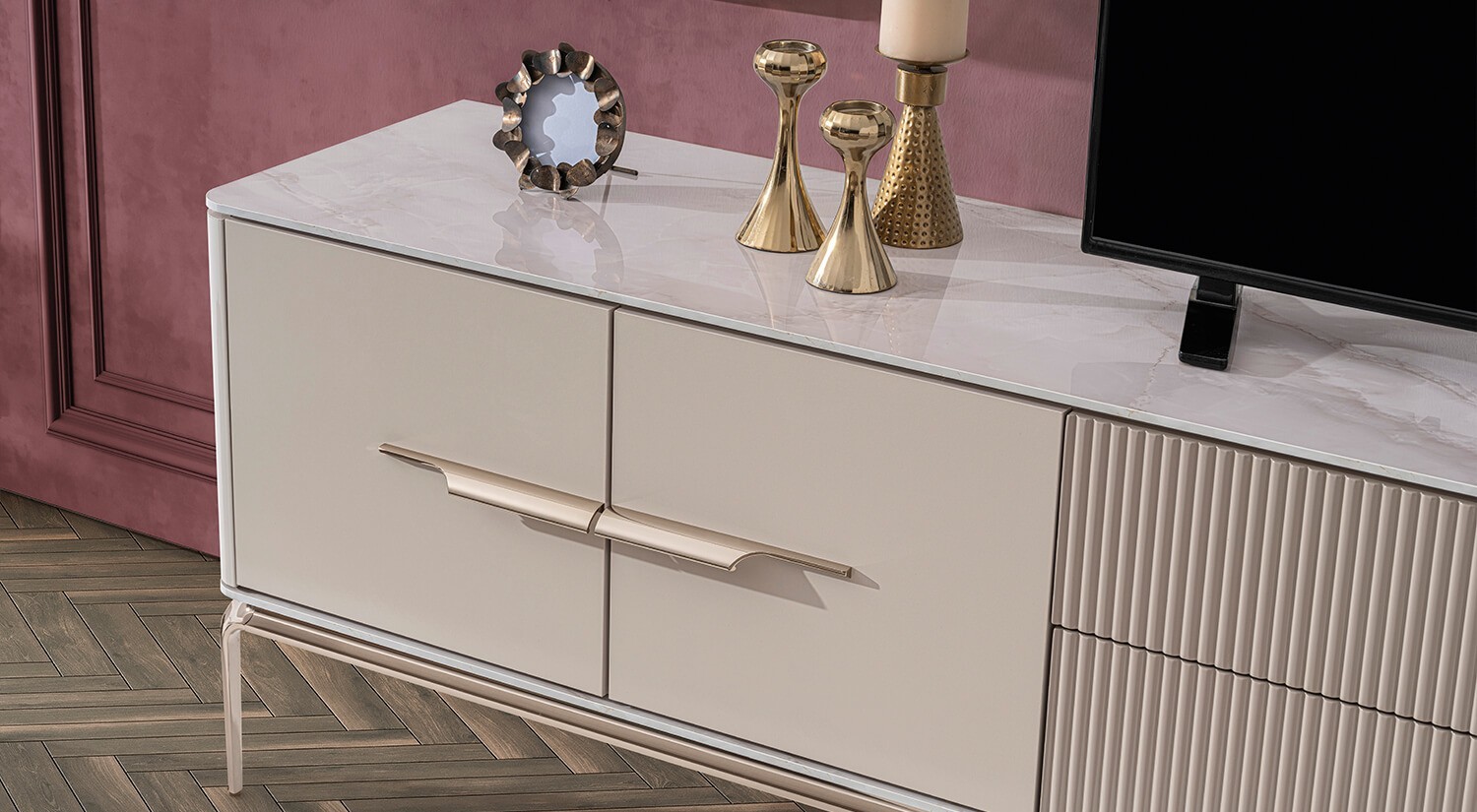 Bronza Wall Unit