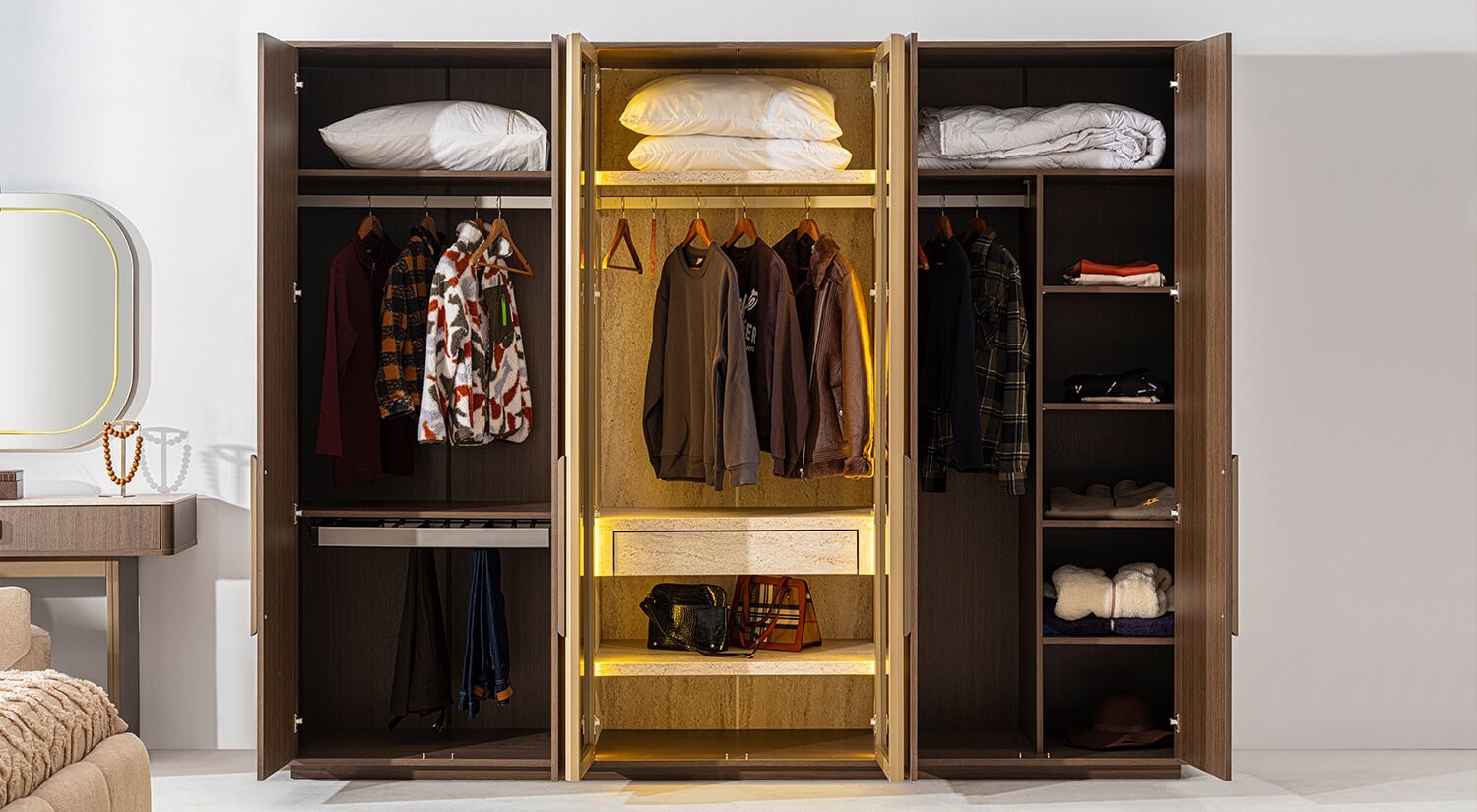 Legna Bedroom
